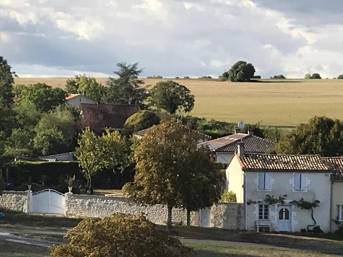 La Maison De Josephine Montignac-Charente エクステリア 写真